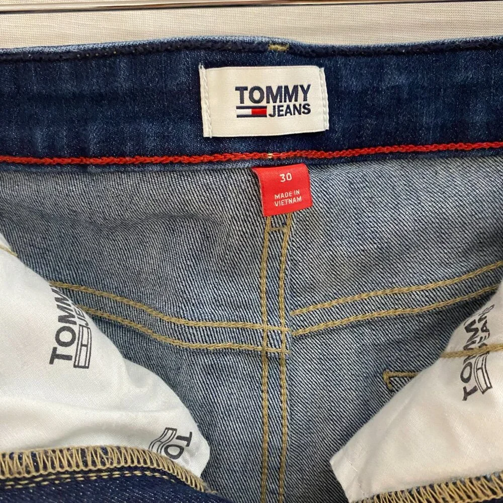 Tommy Jeans Distressed Denim Shorts Size 30 With Raw Cuffed‎ Hem